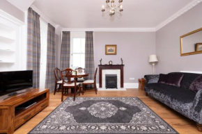 ALTIDO Charming apt by Edinburgh Castle, Edinburgh